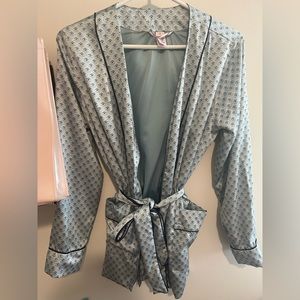 Victoria Secret Blue Robe With pockets XS/S